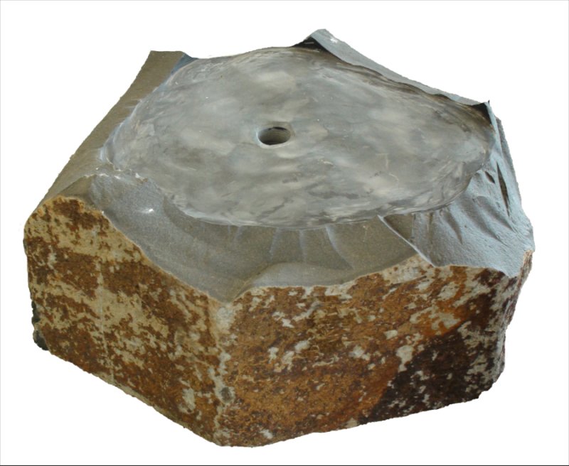 Basalt Quellstein Brunnen